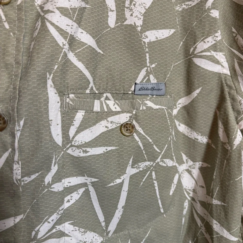 Eddie Bauer Men's Shirt Short Sleeve Button Up Cotton Polyester Green Size Large